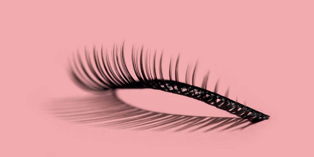magnetic eyelash on pink background