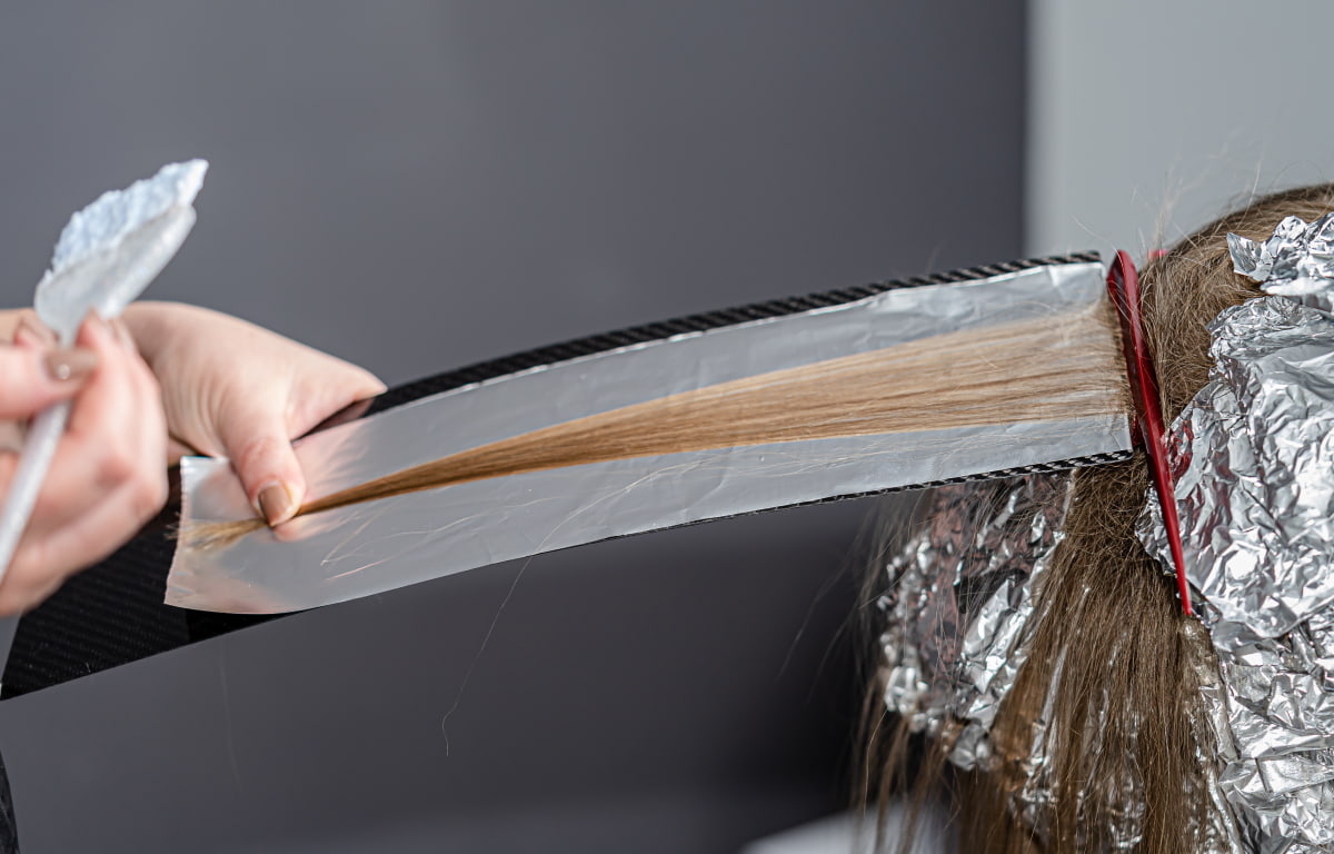 Highlighting Your Own Hair At Home Complete DIY