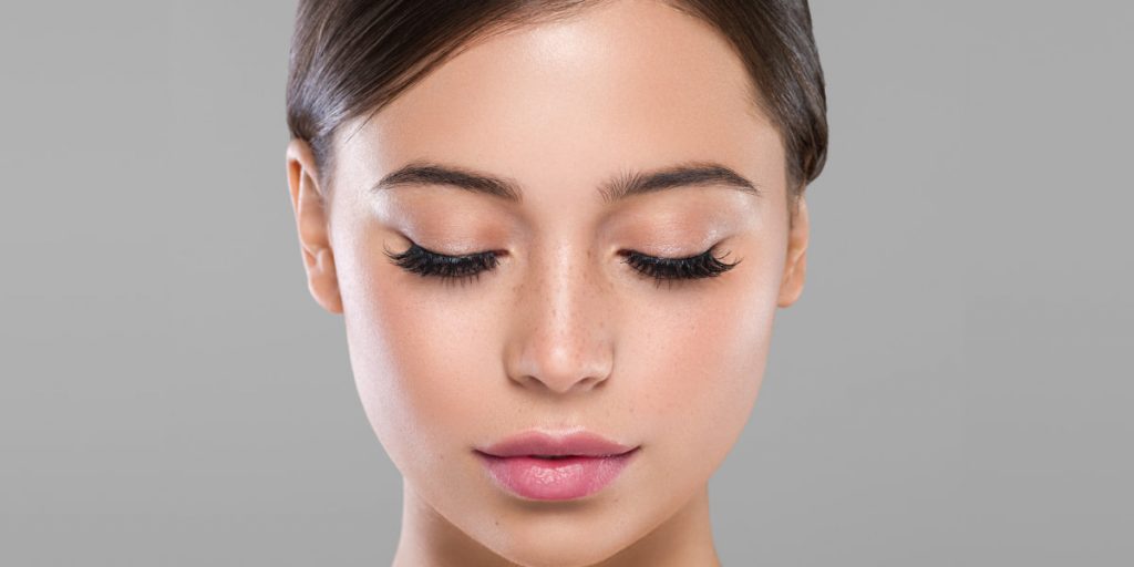 beautiful girl with eyelash extensions