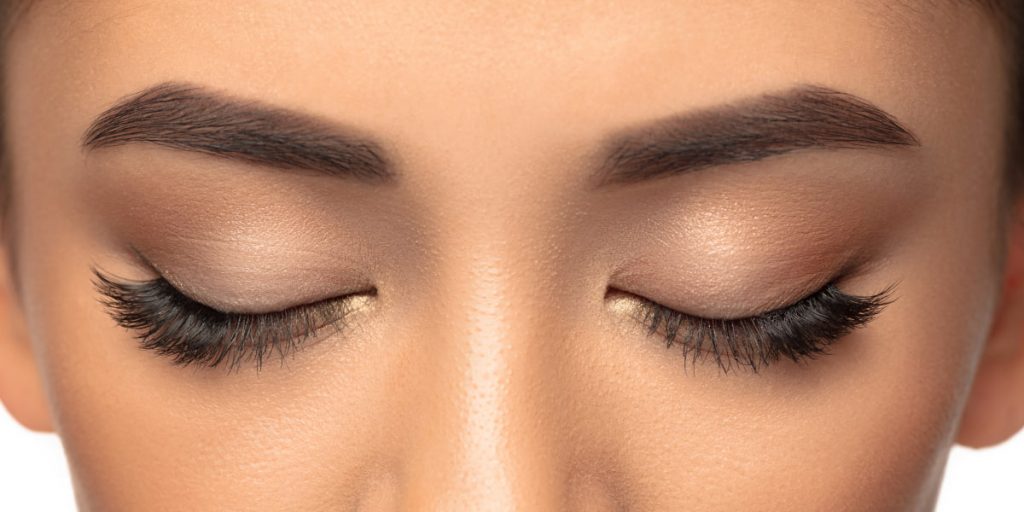 Can I Wear Makeup With False Eyelashes 1024x512 - How To Take Care Of Eyelash Extensions? Follow Essential Rules