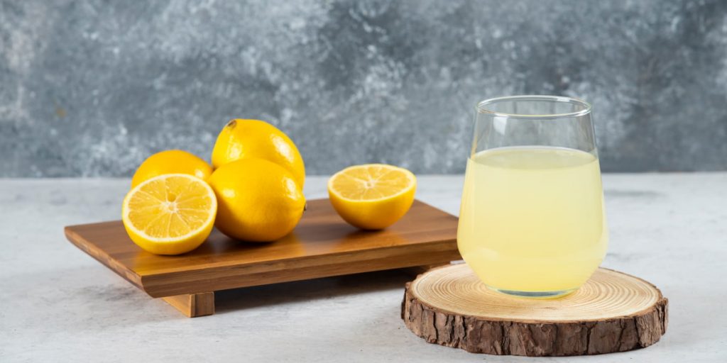 lemon juice in the glass