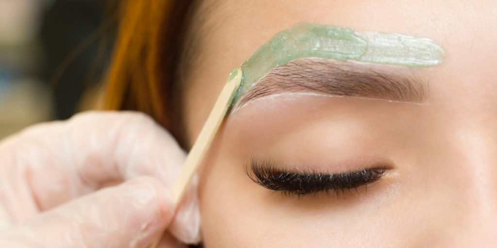 Eyebrow Correction with Wax 1024x512 - Eyebrow Threading Vs Waxing: What Is Right For You?